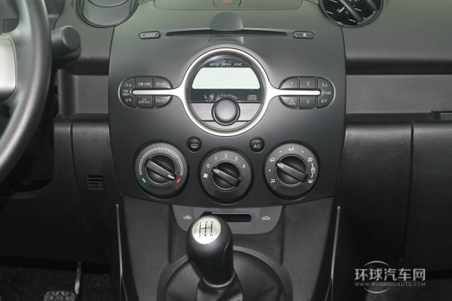 2012款 三廂炫動(dòng) 1.5L 手動(dòng)時(shí)尚版