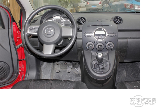 2012款 三廂炫動 1.5L 手動時尚版