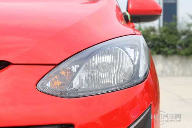 2012款 三廂炫動 1.5L 手動時尚版