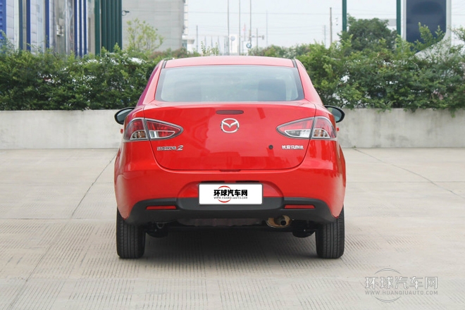 2012款 三廂炫動 1.5L 手動時尚版