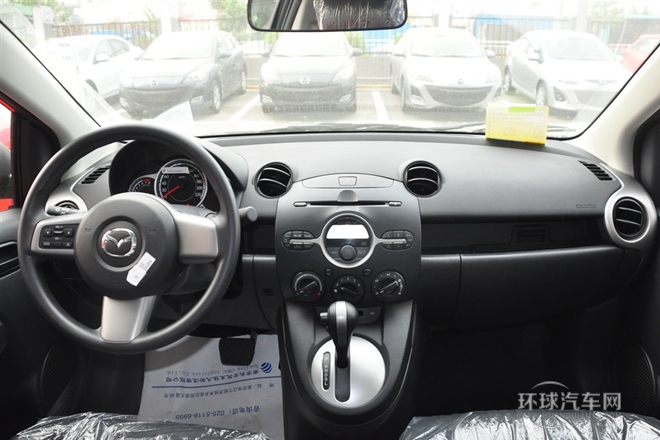 2012款 三廂炫動 1.5L 自動豪華版