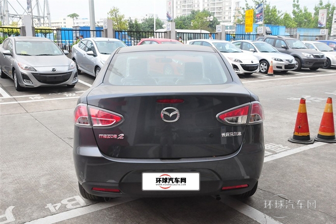 2012款 三廂炫動 1.5L 自動豪華版