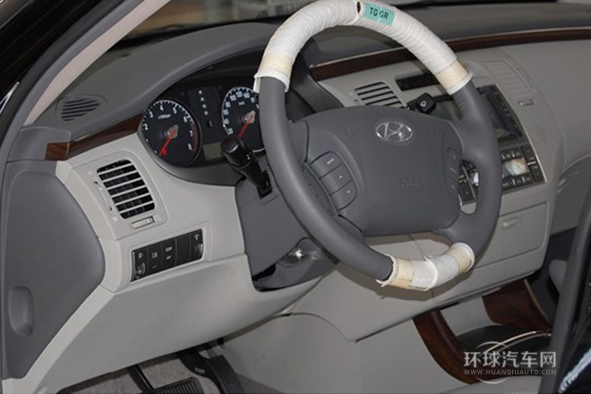 2011款 2.4L 舒適型