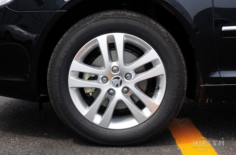 2014款 1.6L 手動逸俊版