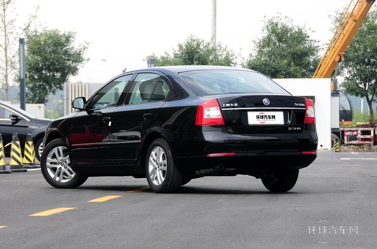 2014款 1.6L 手動逸俊版