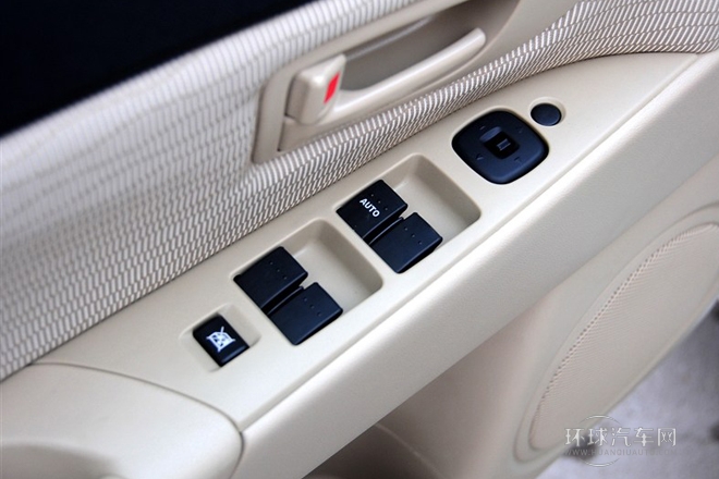 2012款 1.6L 手動經典標準型