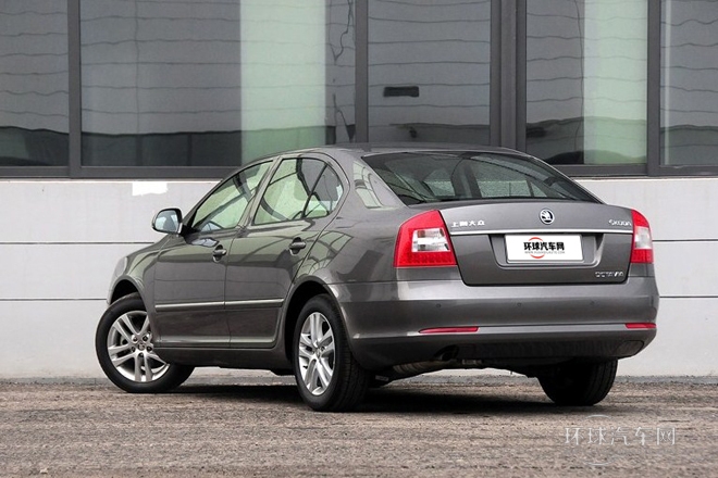 2014款 1.6L 自動逸俊版