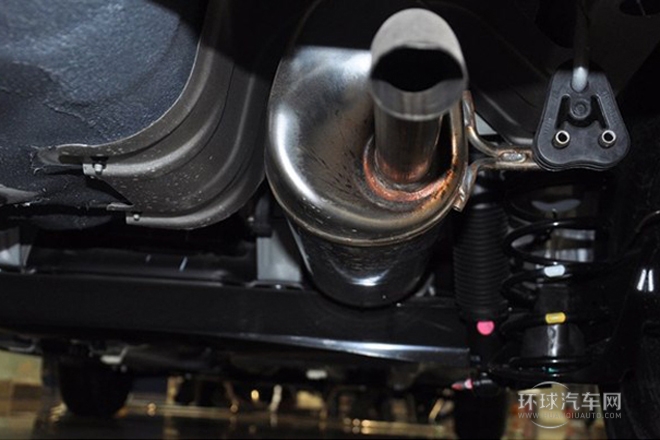 2014款 三廂 1.6L 自動(dòng)領(lǐng)先型GLX