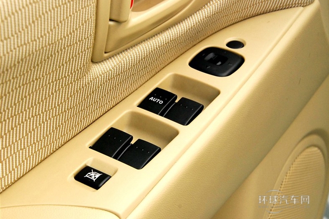 2012款 1.6L 手動經典特惠型