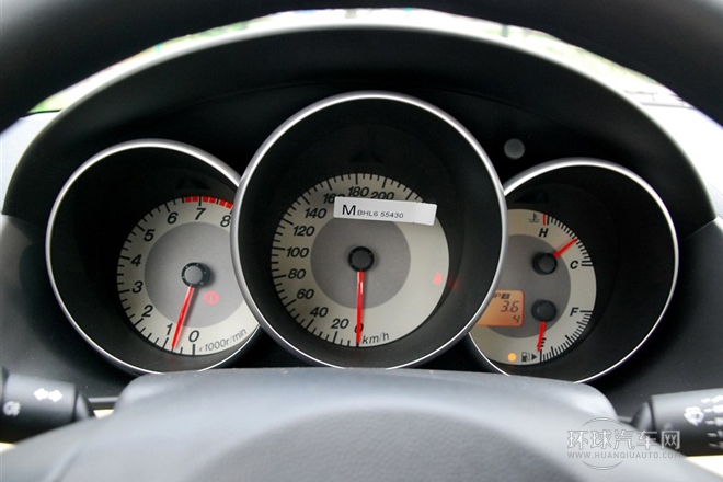 2012款 1.6L 手動(dòng)經(jīng)典特惠型