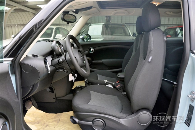 2013款 1.6L ONE 限量第三款