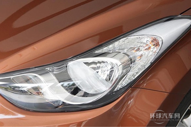 2013款 1.6L 自動(dòng)領(lǐng)先型