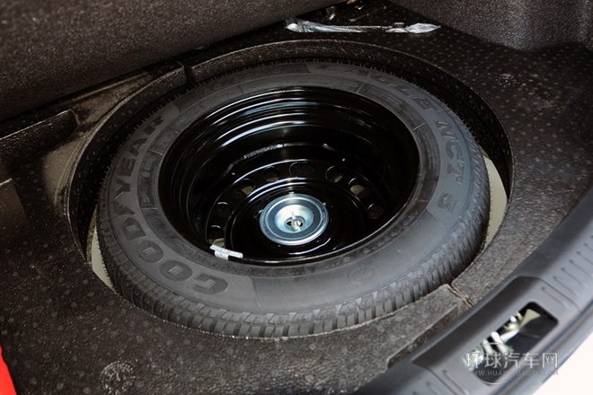 2012款 1.6L 自動(dòng)經(jīng)典特惠型