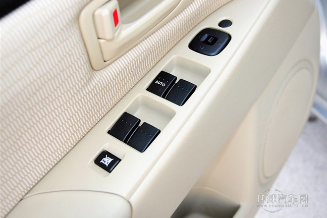 2012款 1.6L 自動經典特惠型