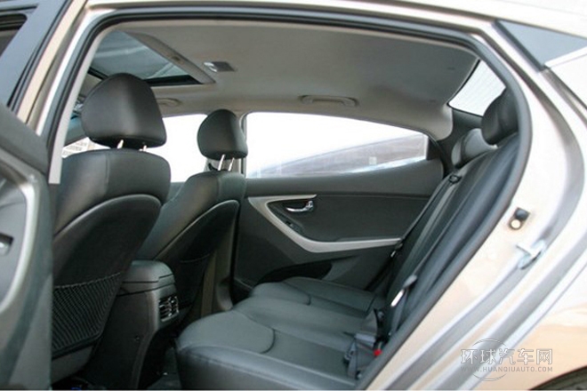 2013款 1.6L 自動尊貴型