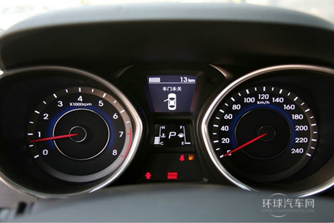 2013款 1.6L 自動尊貴型