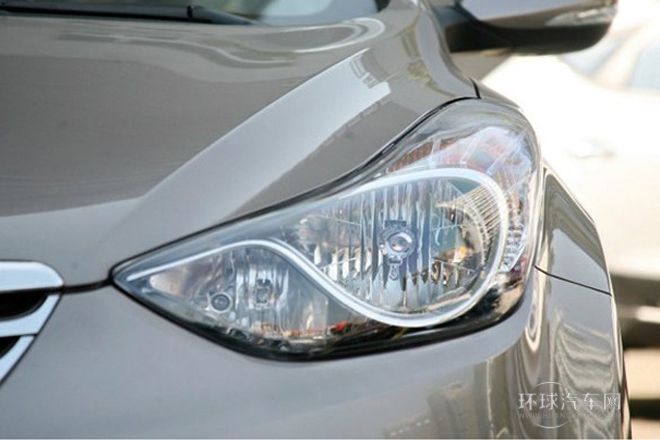 2013款 1.6L 自動尊貴型