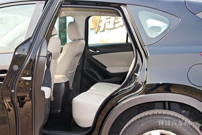 2013款 2.0L 手動兩驅舒適型