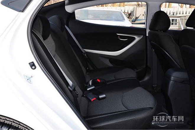 2012款 1.6L 手動(dòng)時(shí)尚型