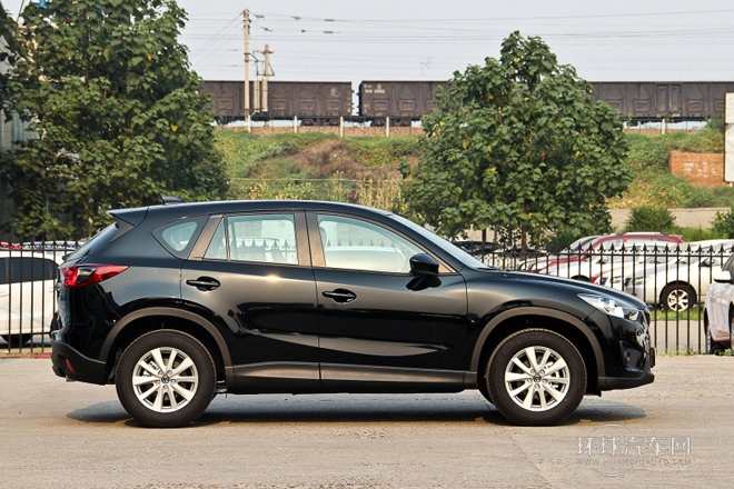 2013款 2.0L 手動兩驅舒適型