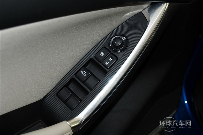 2013款 2.0L 自動(dòng)兩驅(qū)舒適型