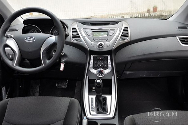 2012款 1.6L 自動時尚型