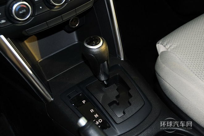 2013款 2.0L 自動兩驅舒適型