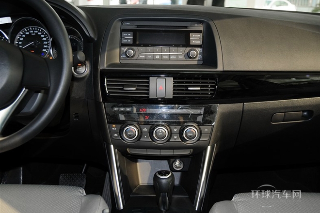 2013款 2.0L 自動兩驅舒適型