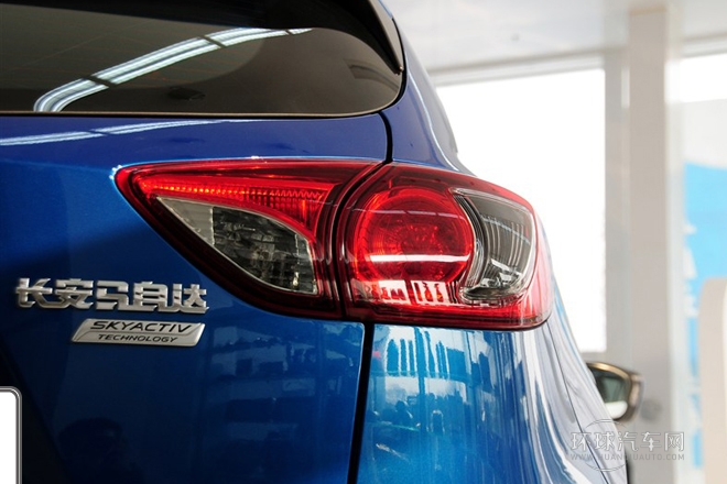 2013款 2.0L 自動兩驅舒適型