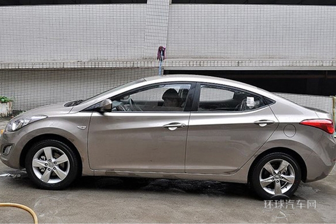 2012款 1.6L 自動時尚型