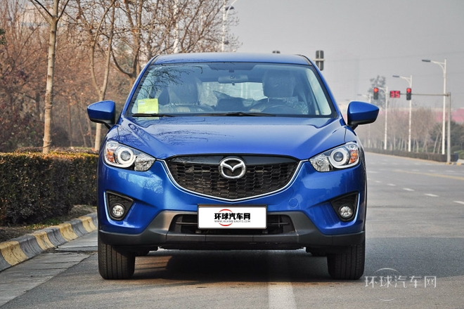 2013款 2.0L 自動兩驅舒適型