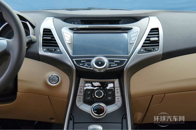 2012款 1.6L 手動(dòng)領(lǐng)先型