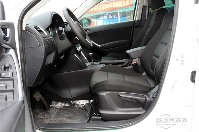 2013款 2.0L 自動四驅精英型