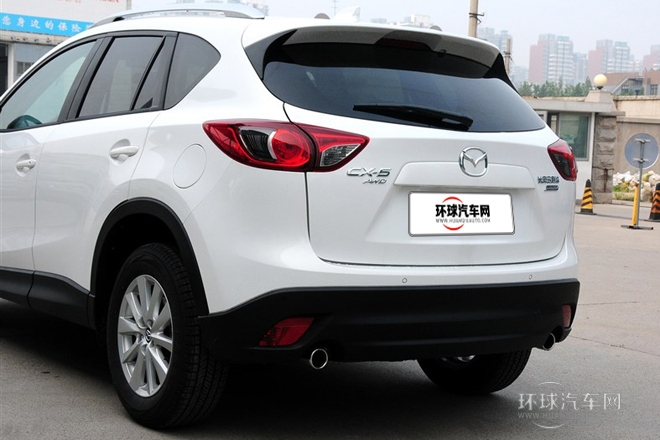 2013款 2.0L 自動四驅精英型