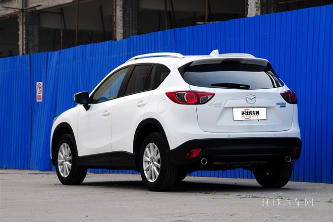 2013款 2.0L 自動四驅精英型