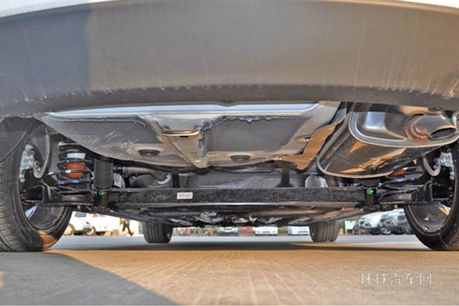 2012款 1.8L 手動(dòng)尊貴型