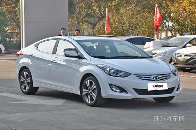 2012款 1.8L 手動尊貴型