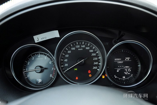 2013款 2.0L 自動四驅尊貴型