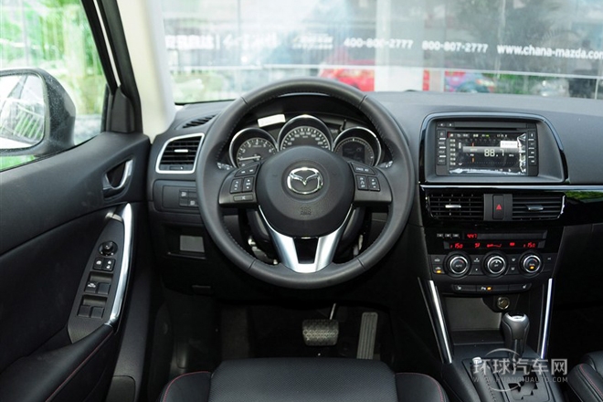 2013款 2.0L 自動四驅尊貴型