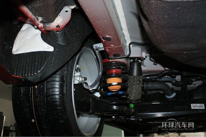 2012款 1.8L 自動(dòng)尊貴型