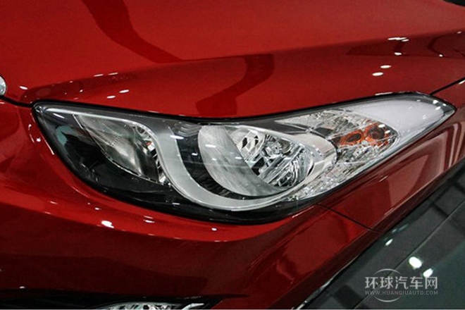 2012款 1.8L 自動尊貴型