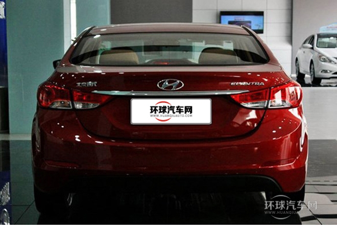 2012款 1.8L 自動尊貴型