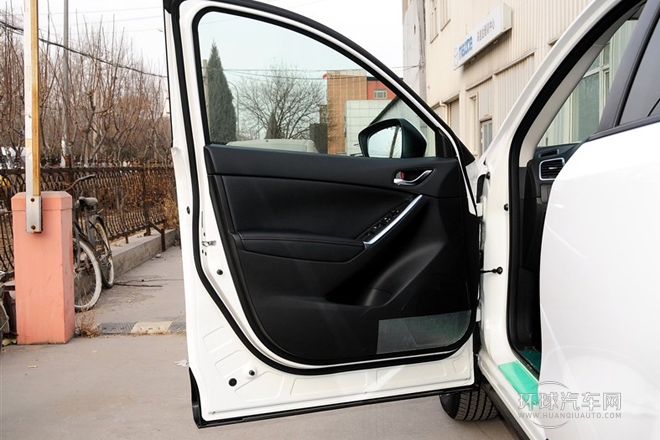 2013款 2.5L 自動四驅豪華型