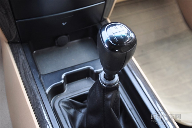 2014款 2.0L 豪華型