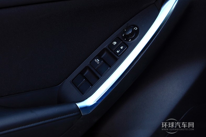 2014款 2.0L 自動兩驅都市型