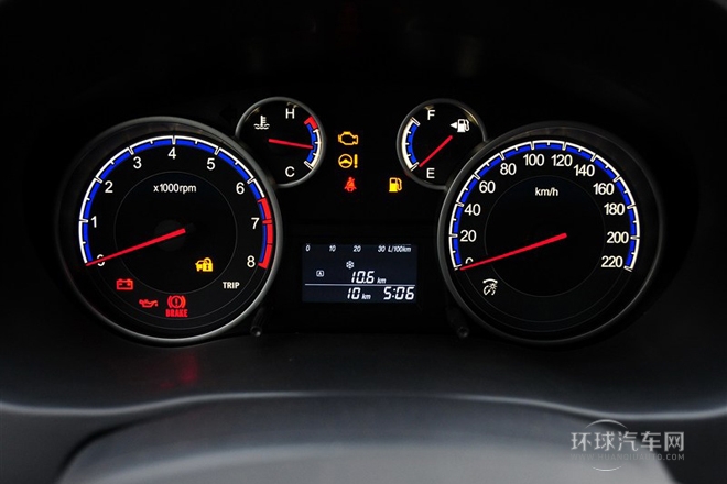 2012款 銳騎 1.6L 手動(dòng)運(yùn)動(dòng)型