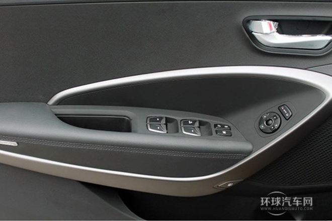 2013款 2.4L 手動兩驅舒適型