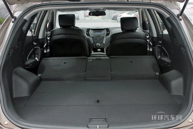 2013款 2.4L 手動(dòng)兩驅(qū)舒適型