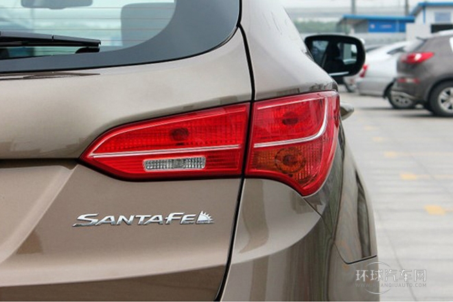 2013款 2.4L 手動兩驅舒適型