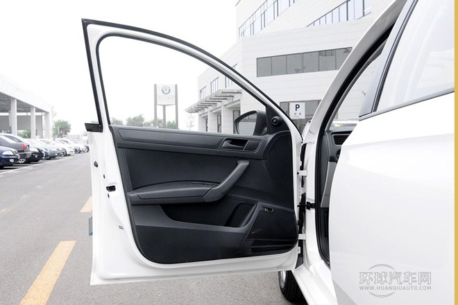 2013款 1.6L 手動樂選型